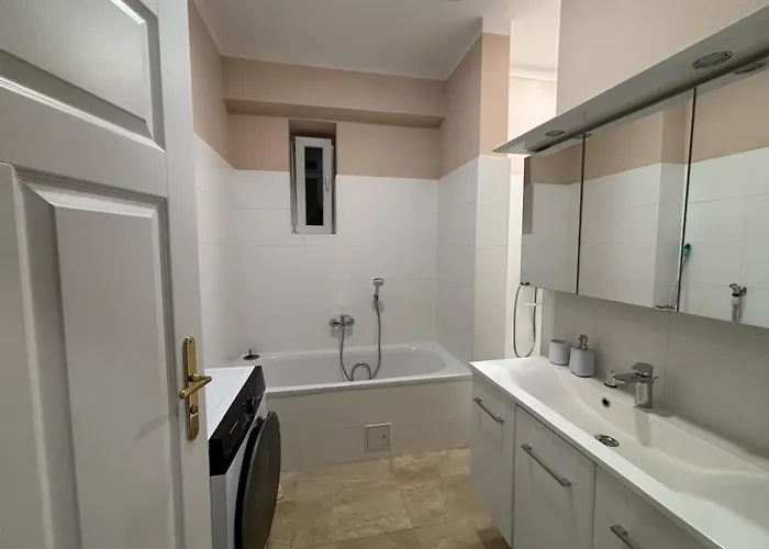 Apartment 3 Bdr - Treasure, In Vienna's Center