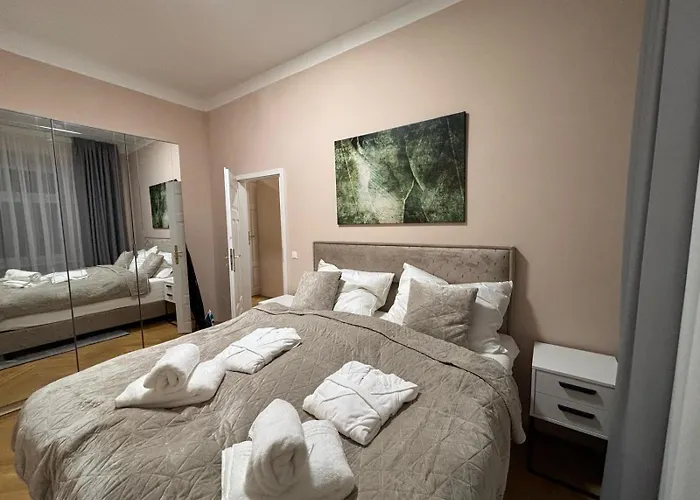 3 Bdr - Treasure, In Vienna's Center Apartment Wien